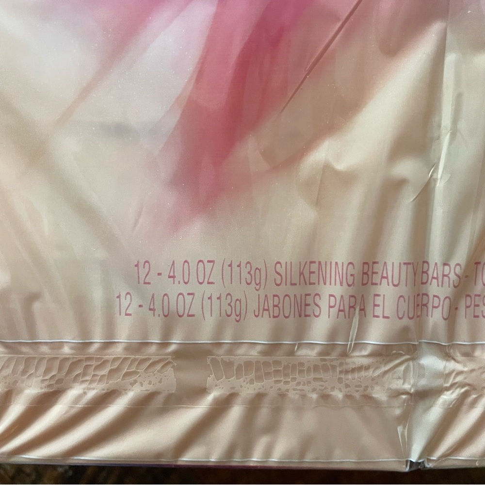 Caress Daily Silk Soap Bars - Picture 2 of 2